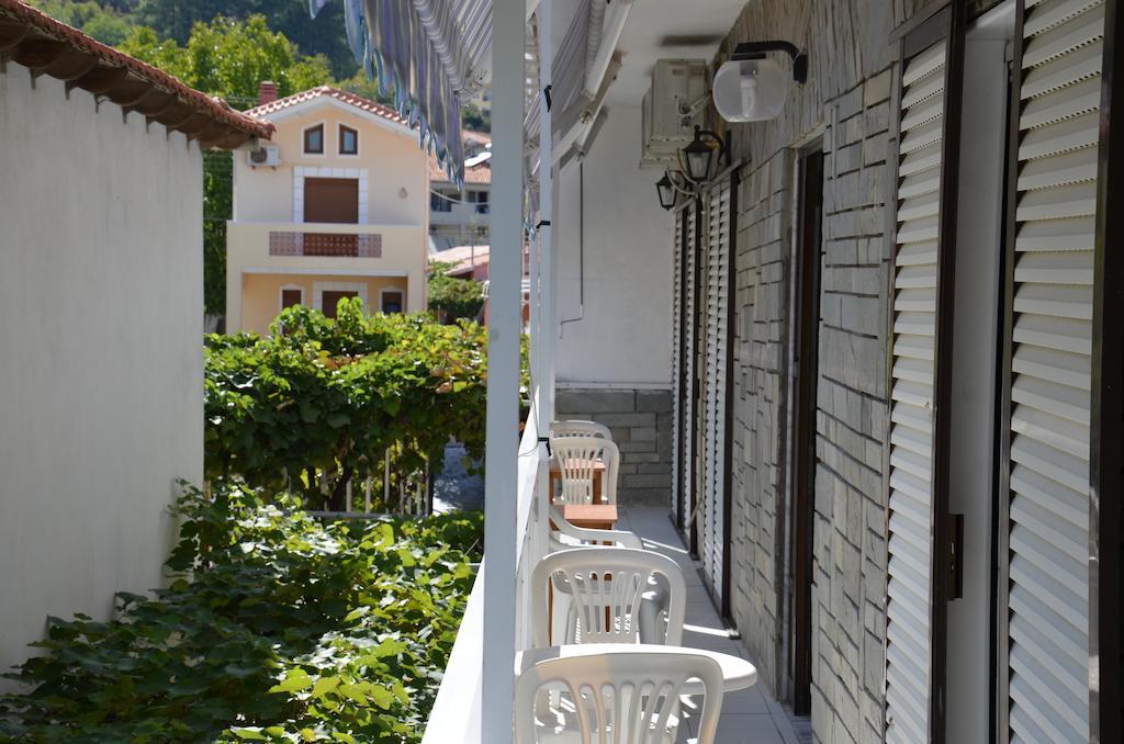 Chrisi Akti Hotel Скала-Потамиас Экстерьер фото